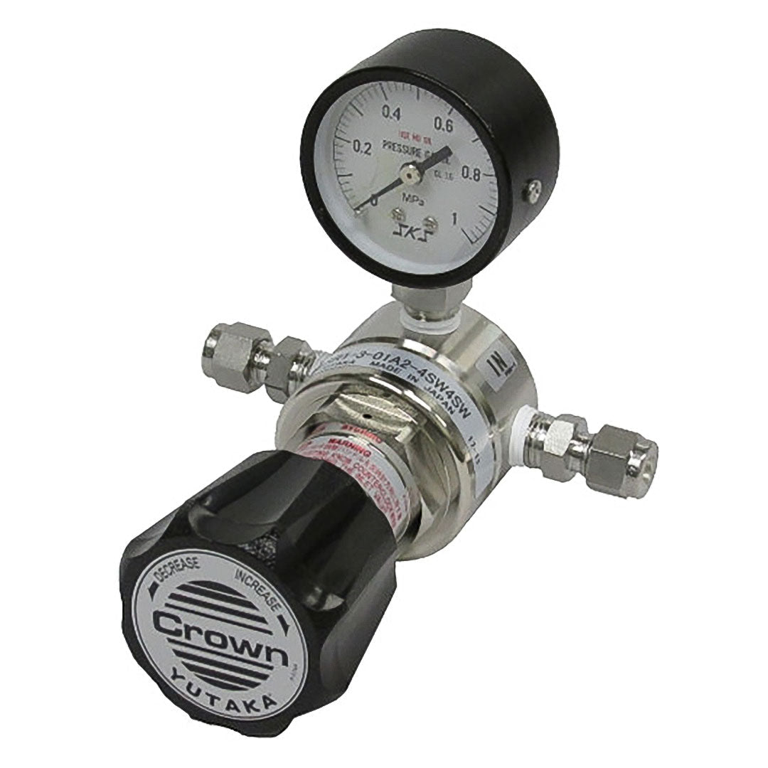 Pressure Regulator Yutaka Crown ตัวปรับแรงดันที่แม่นยำขั้นตอนเดียวสำหรับท่อสแตนเลส ทิศทางการไหลบน → ล่าง รหัสสินค้า GSR1-3-01A2-4TF4TF-SOD N2